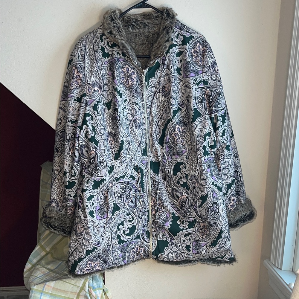 Chico’s Reversible Green Paisley Faux Fur‎ Trim Coat 4 READ